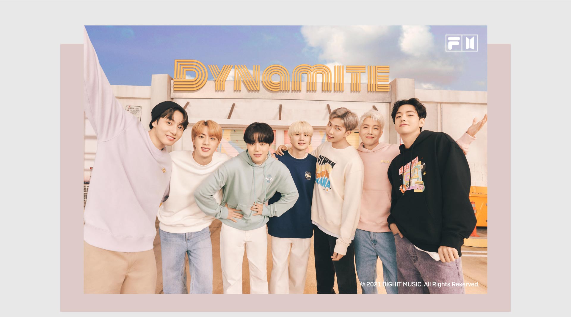 notch. | BTS × FILA ニット ビーニー 販売開始