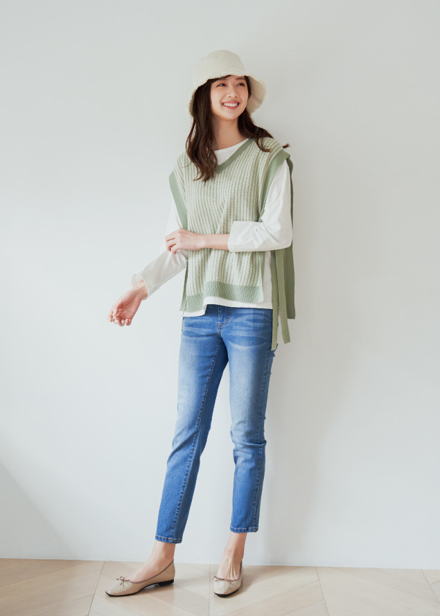 ikka STYLEBOOK 2023SPRING LADIES styling01