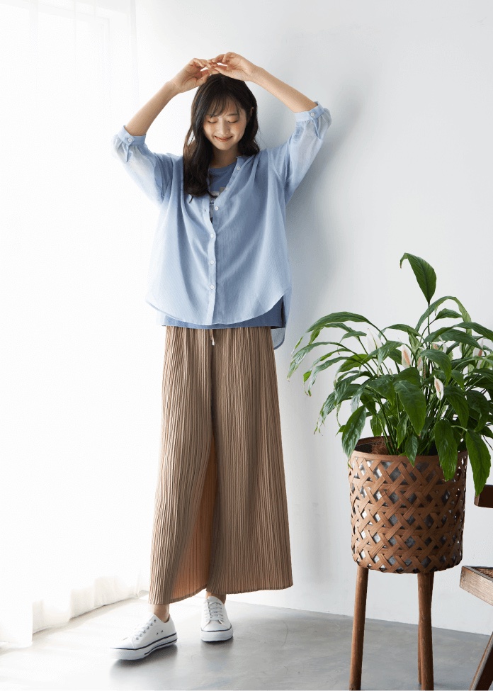 ikka STYLEBOOK 2023SUMMER LADIES styling02