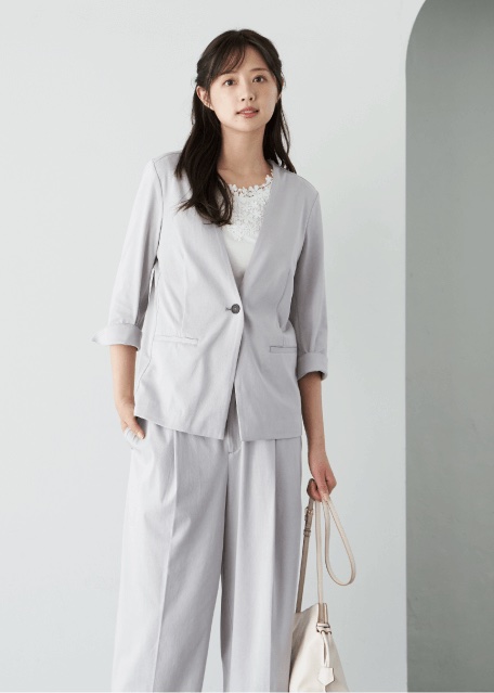 ikka STYLEBOOK 2023SUMMER LADIES styling09