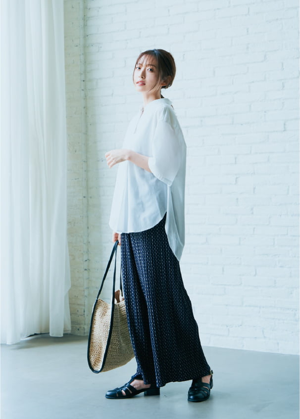 ikka STYLEBOOK 2022SUMMER LADIES styling06