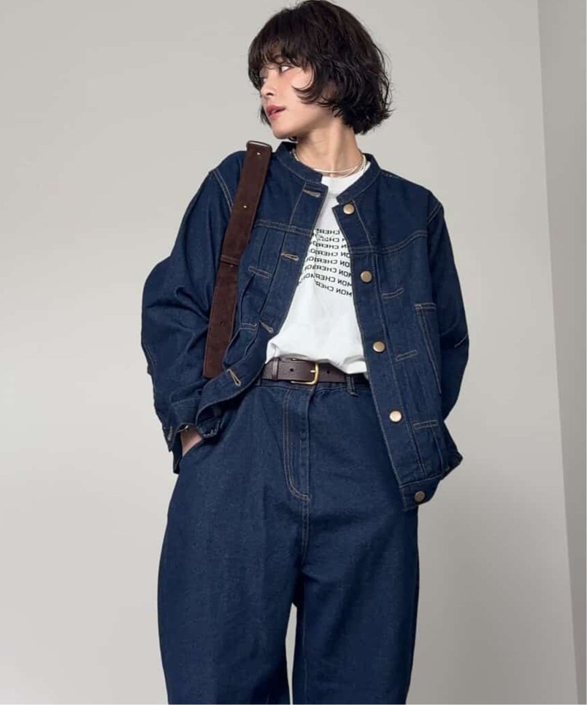 ネイビーブルー