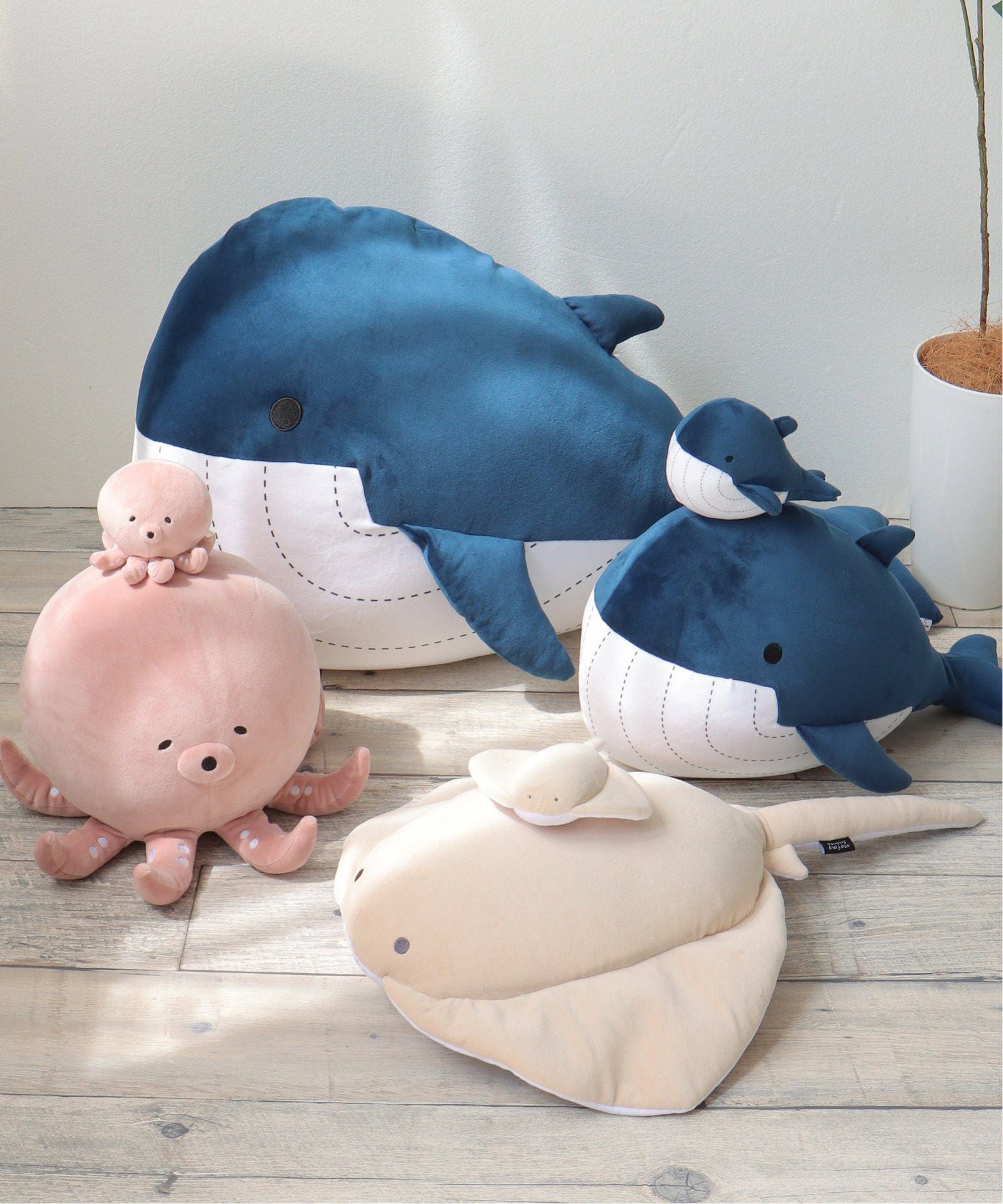 クジラ クッション L,40%OFF| TOKYO DESIGN CHANNEL