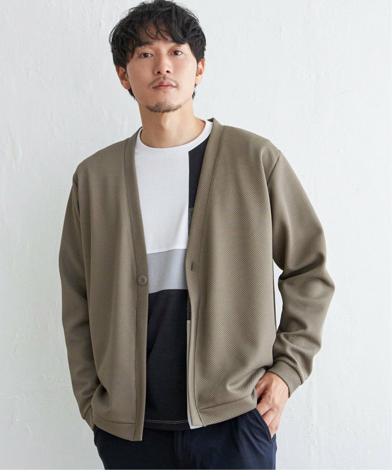 ベージュ