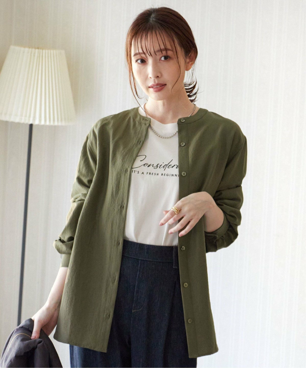 ダークグリーン