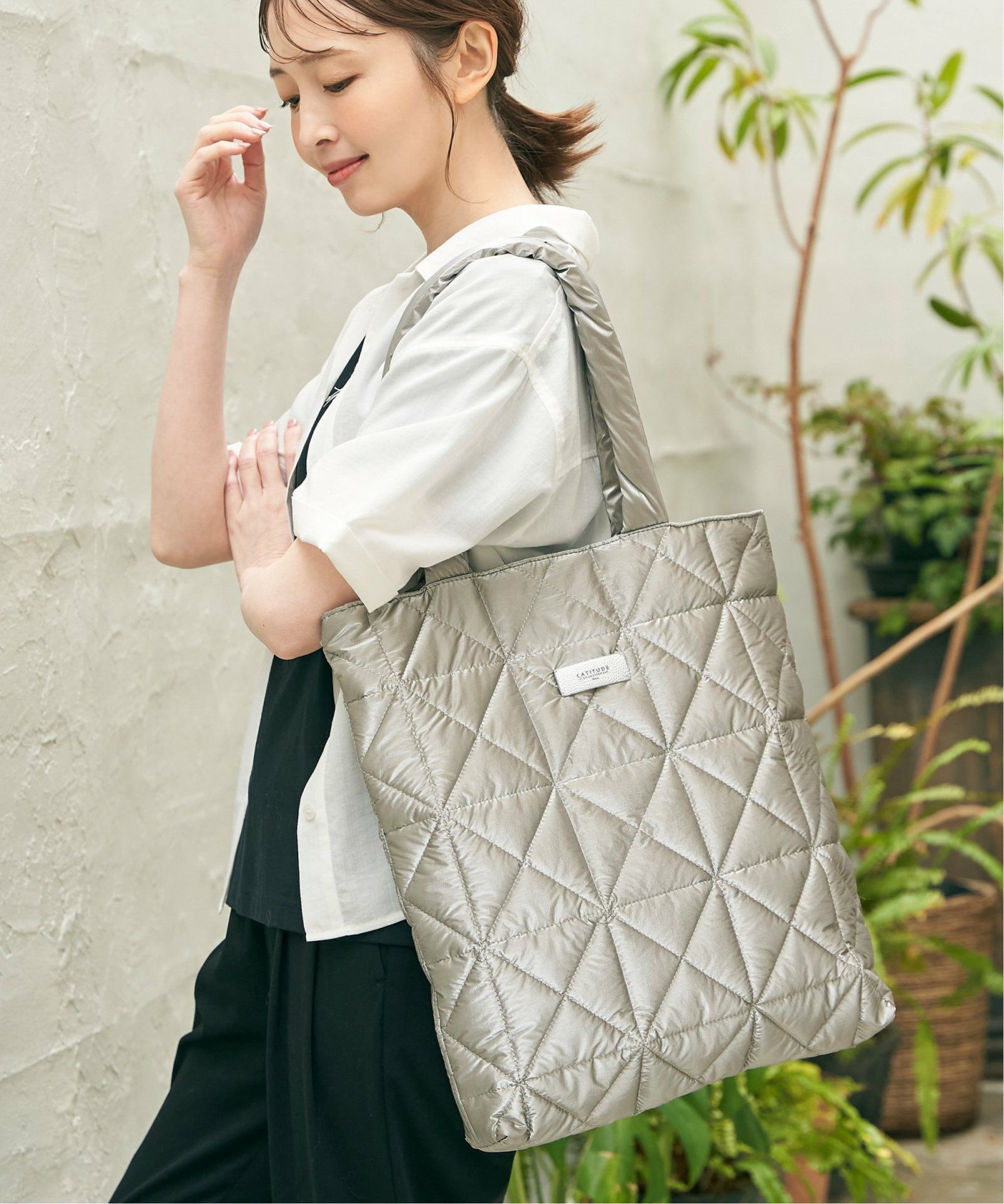ミケ　縦長トートバッグ　ナイロンキルト　ハンドメイド 000000112599-03.jpg?size=l&w=