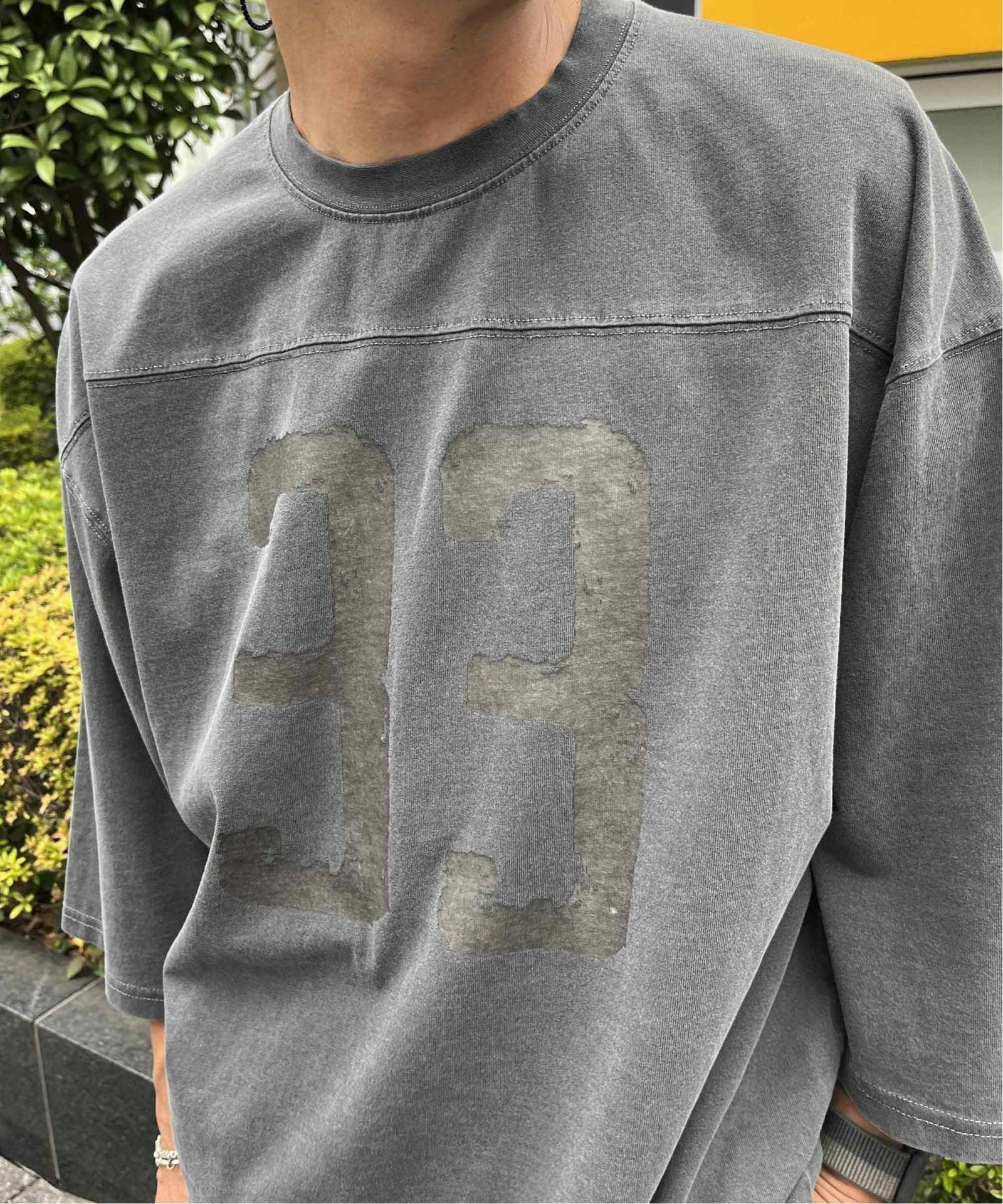numberプリント ピグメント加工 フットボールTシャツ,NO NEED| TOKYO