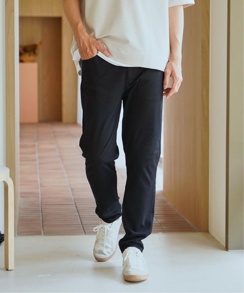 ネイビーブルー