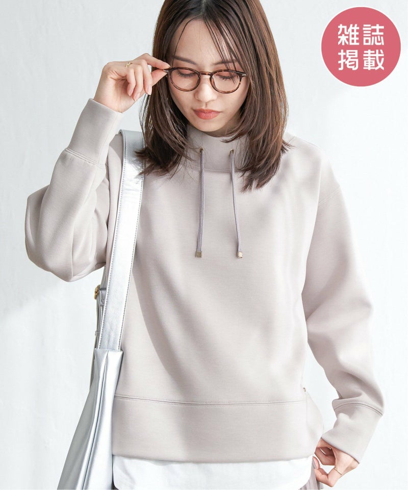 ベージュ