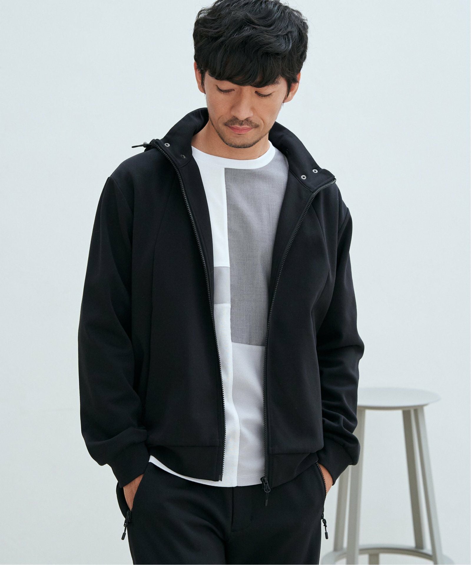 セットアップ対応】テックストレッチ2WAYジップパーカ,ikka| TOKYO