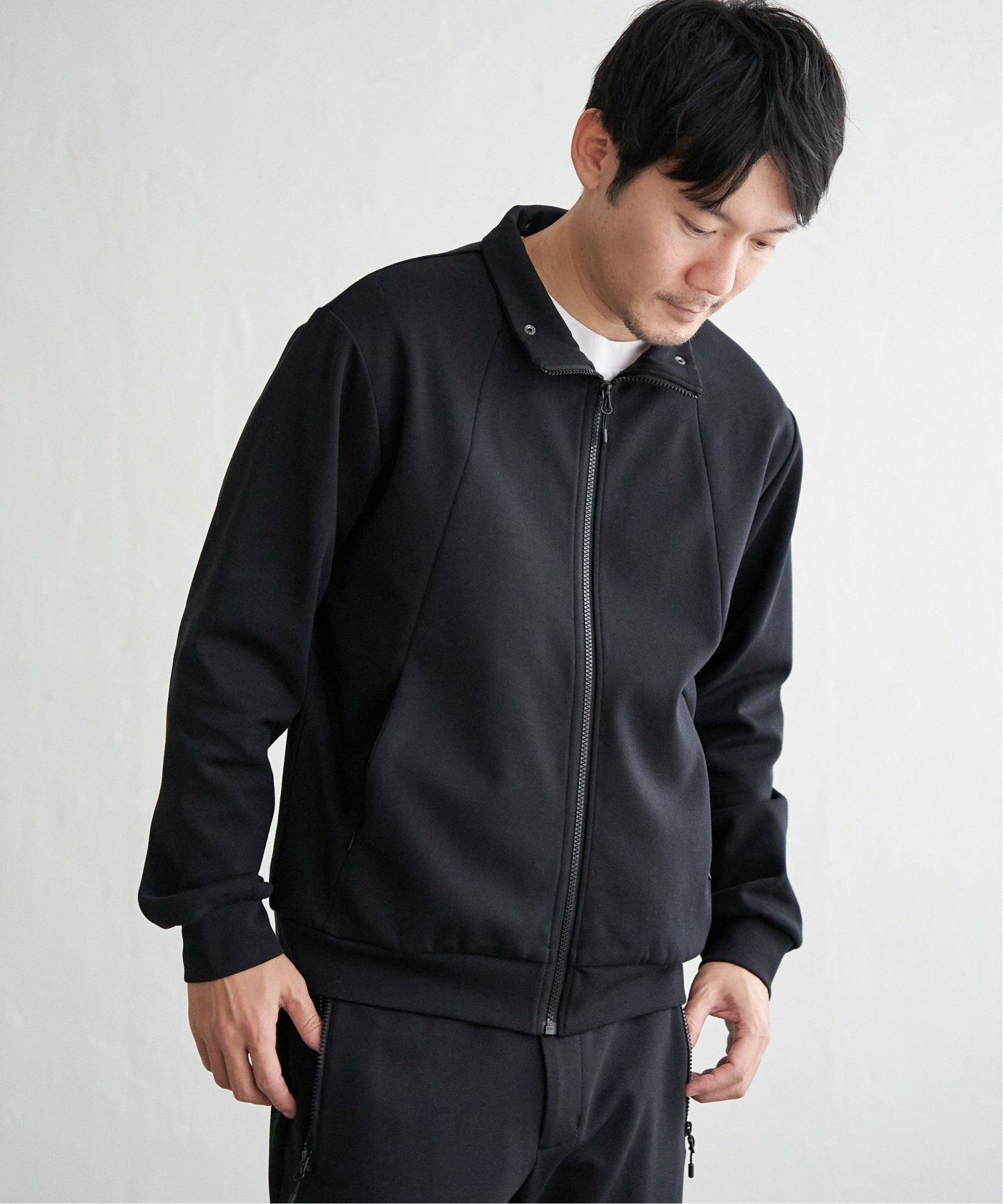 セットアップ対応】テックストレッチ2WAYジップパーカ,ikka| TOKYO