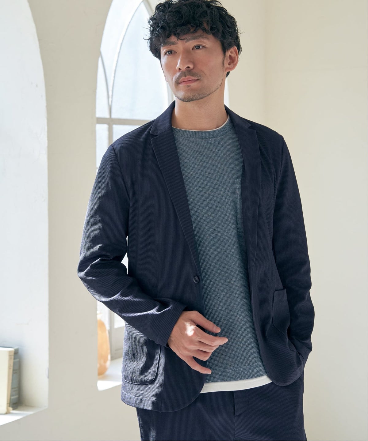 ネイビーブルー