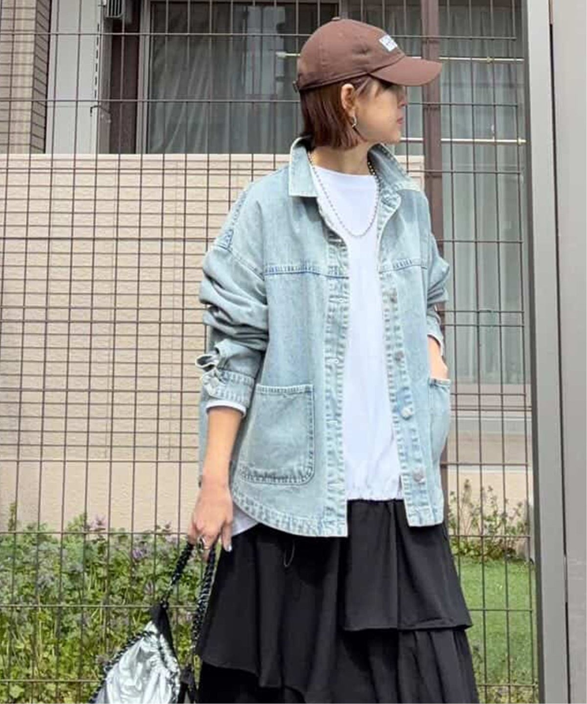 ライトブルー