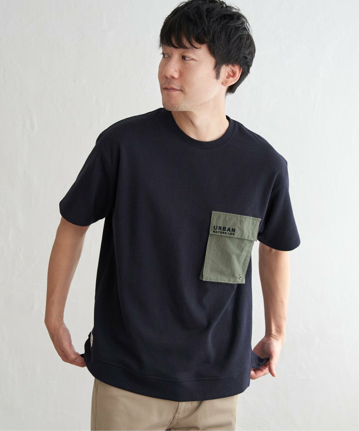 ネイビーブルー