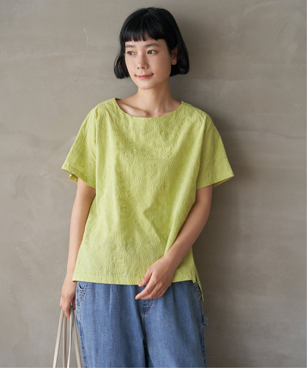 ライムイエロー