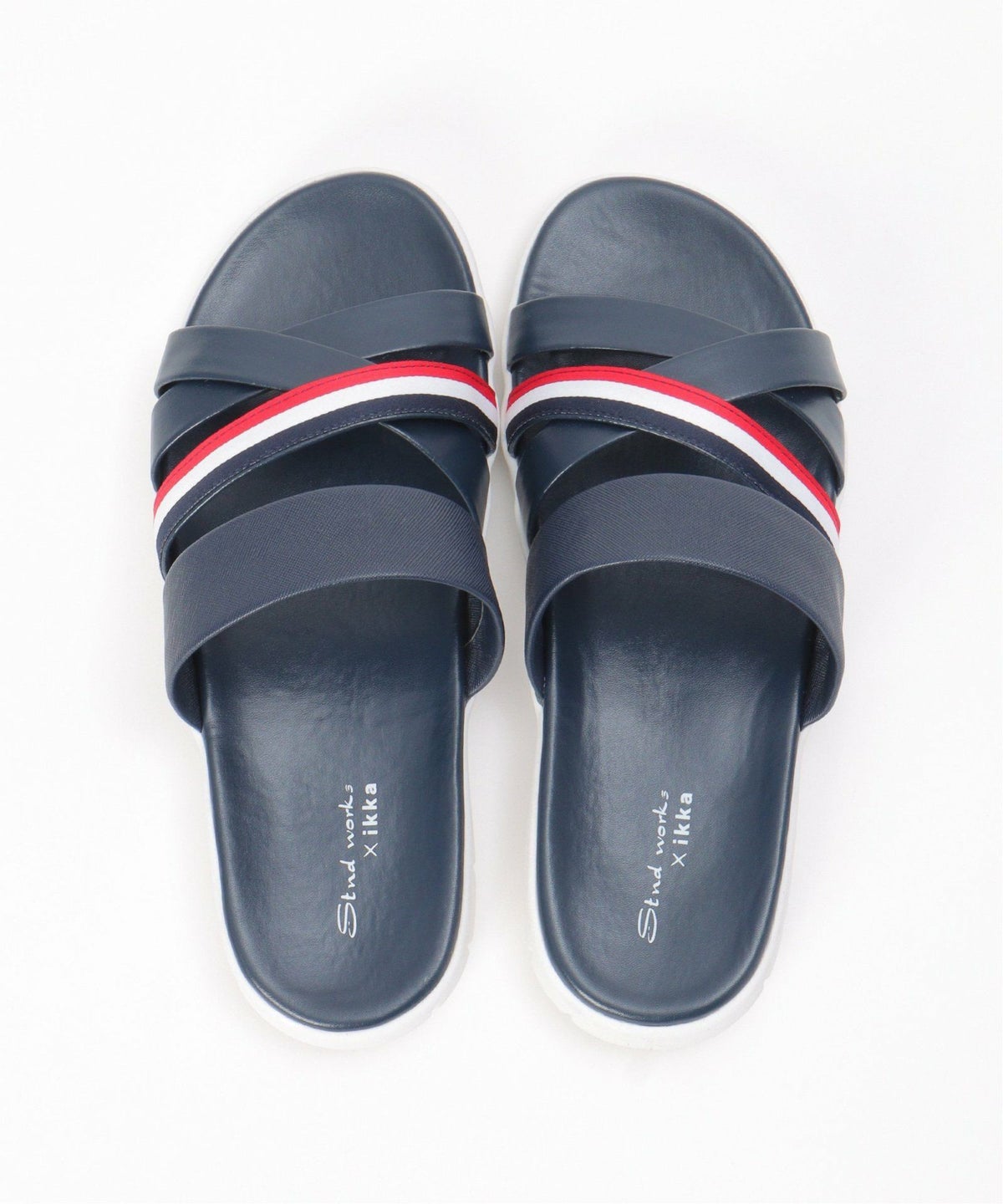 ネイビーブルー