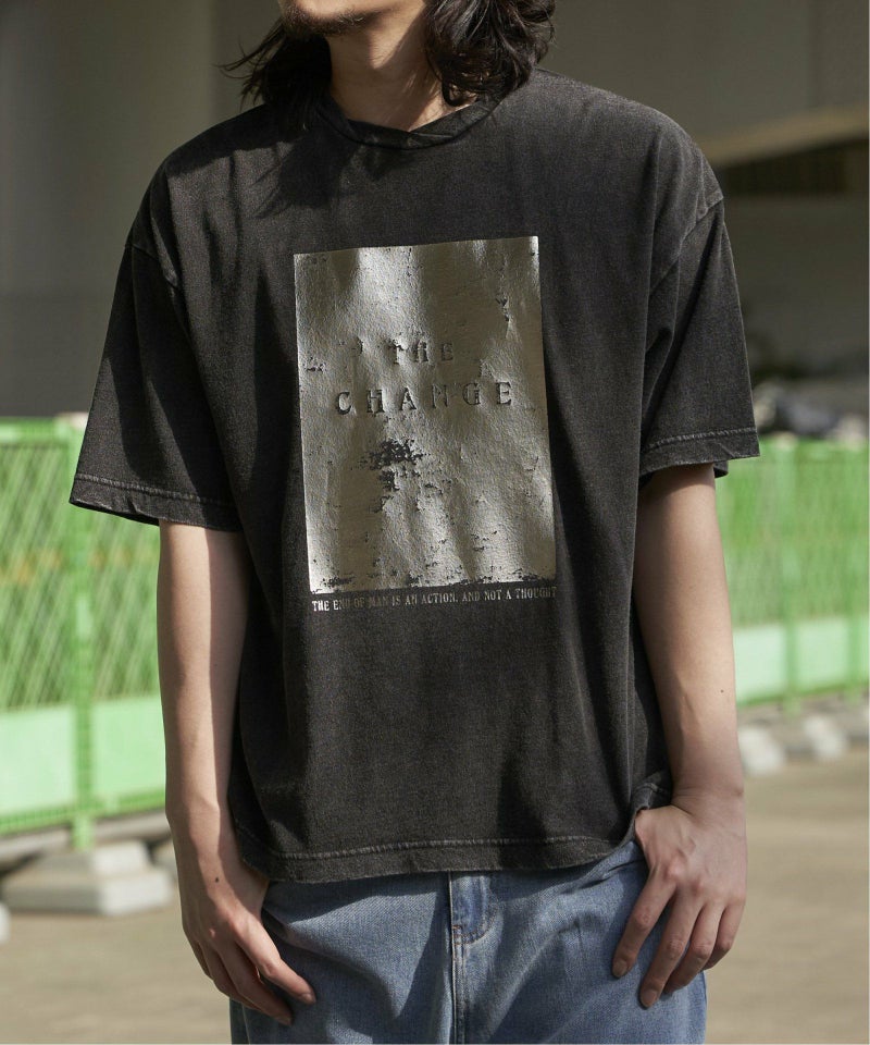 ダークグレー