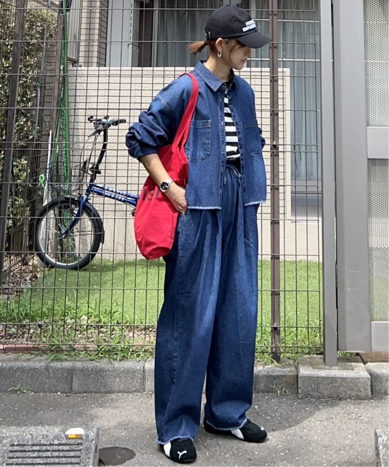 ダークネイビー