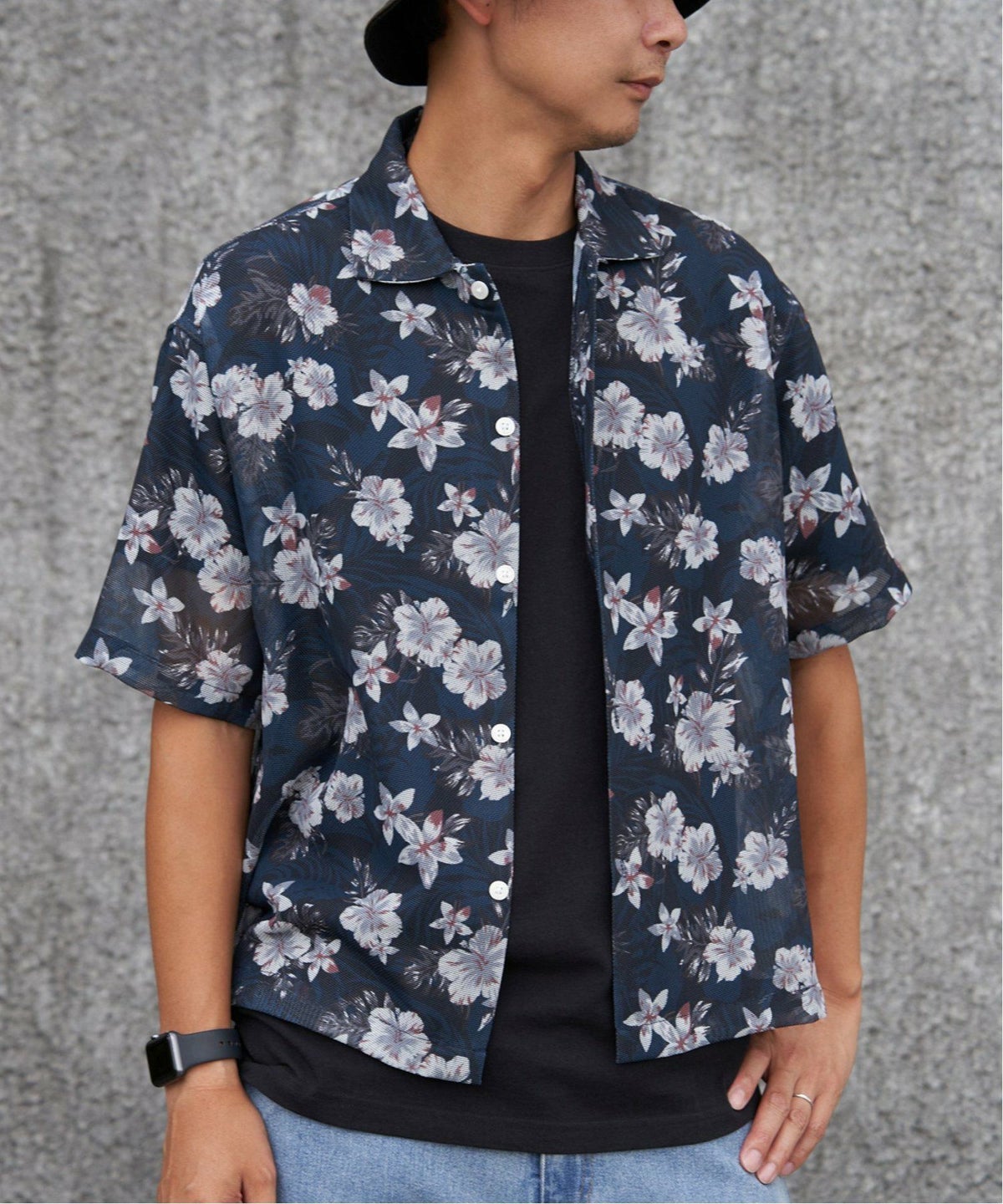 ネイビーブルー