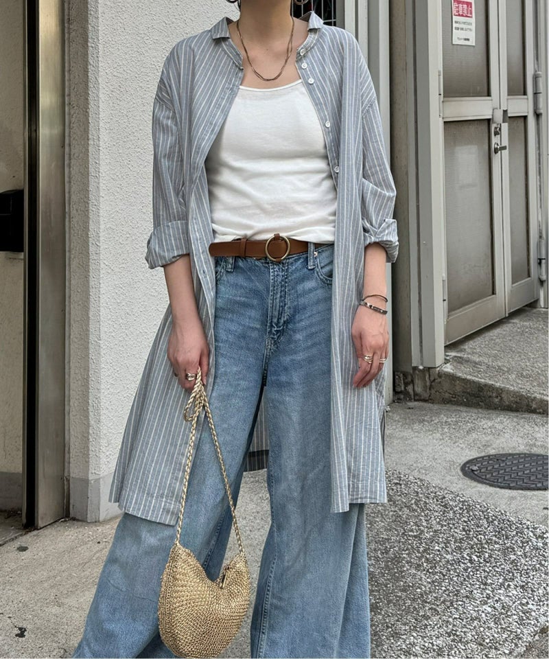 ブルー