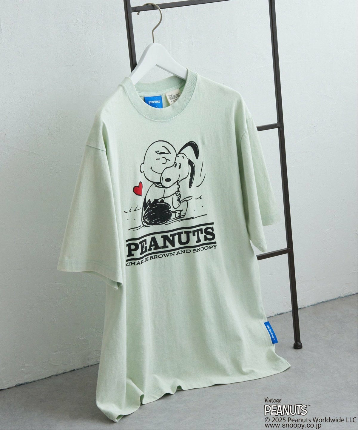 ミントグリーン