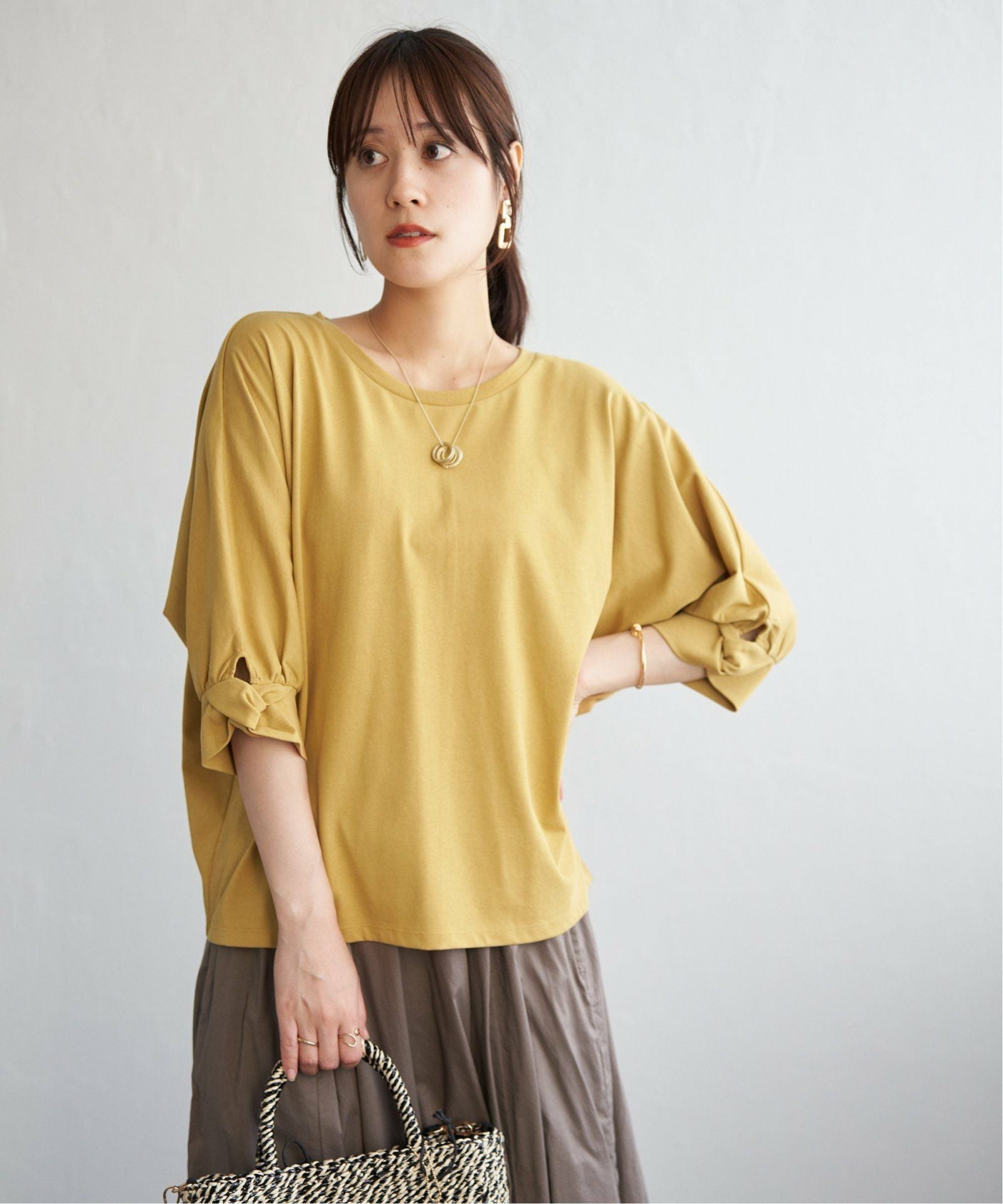 接触冷感】冷感ツイストドルマンプルオーバー,ikka| TOKYO DESIGN CHANNEL