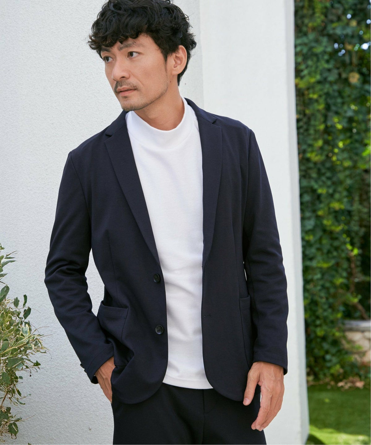 ネイビーブルー