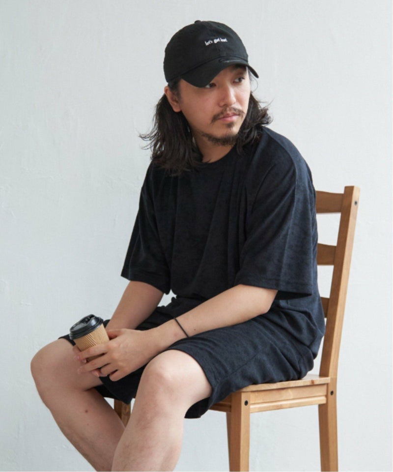 ブラック