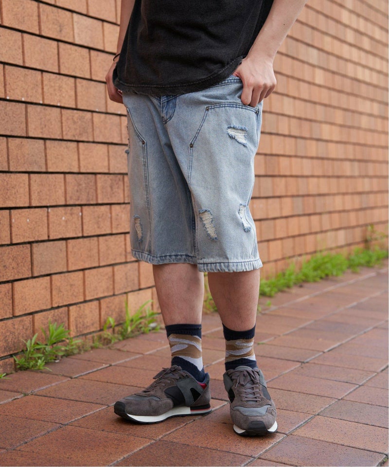 ブルー