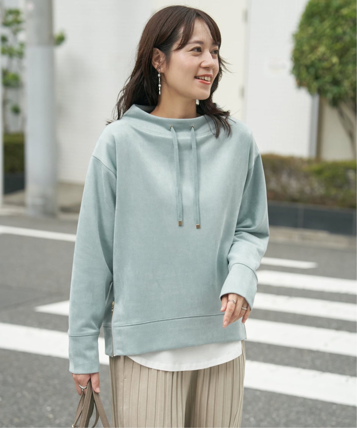 グリーン