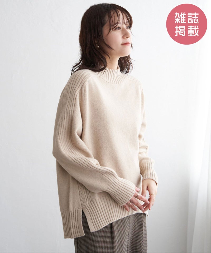 ベージュ