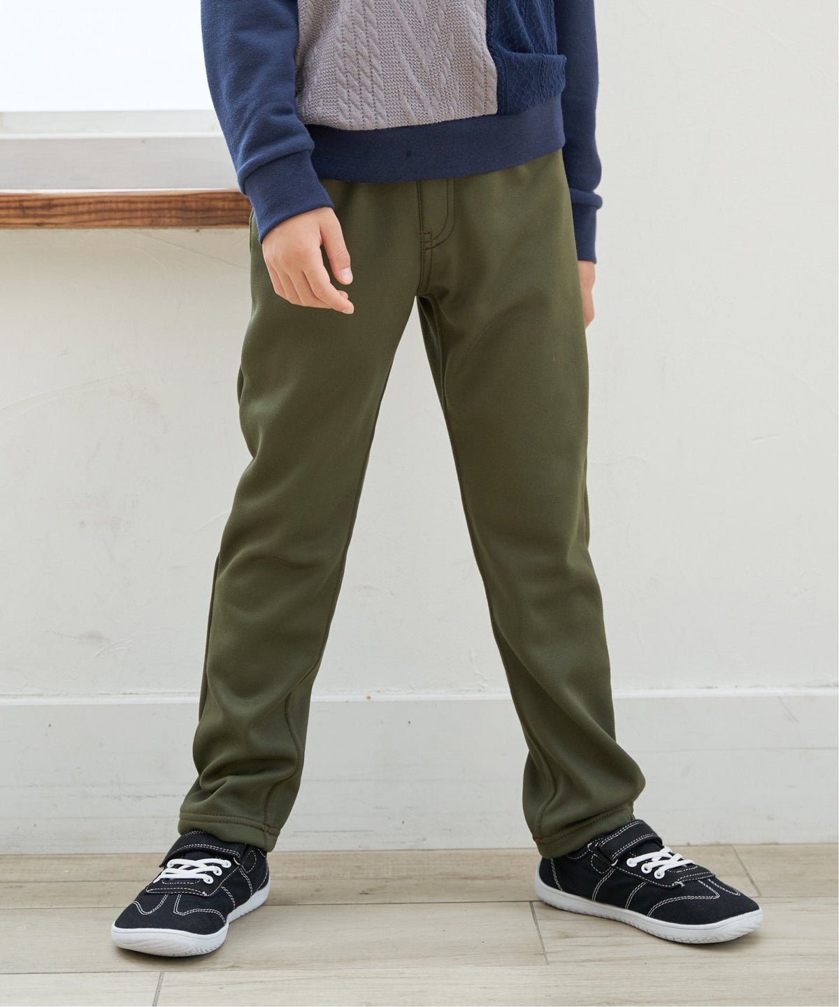 ダークオリーブ