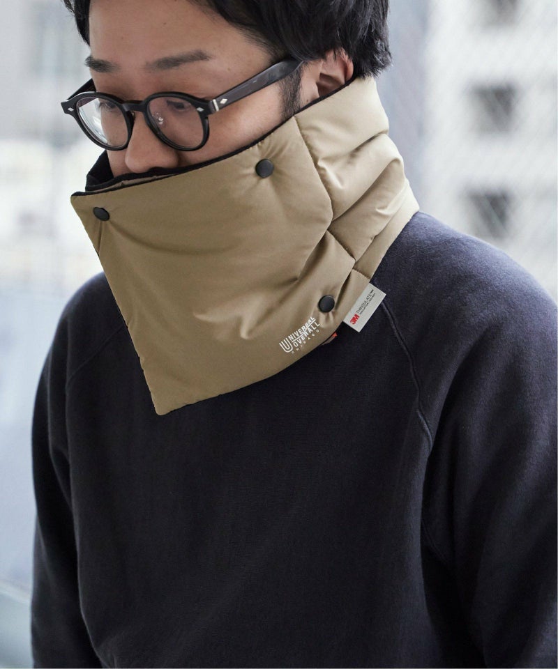 ベージュ