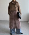 ベージュ