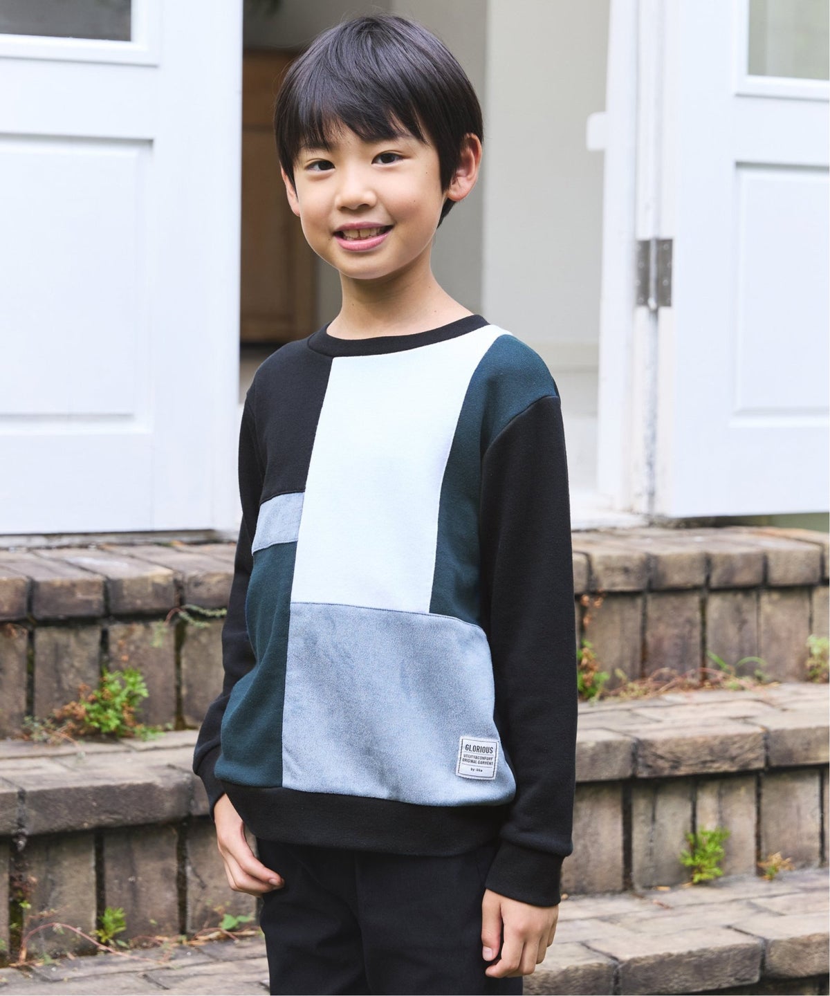 ダークネイビー