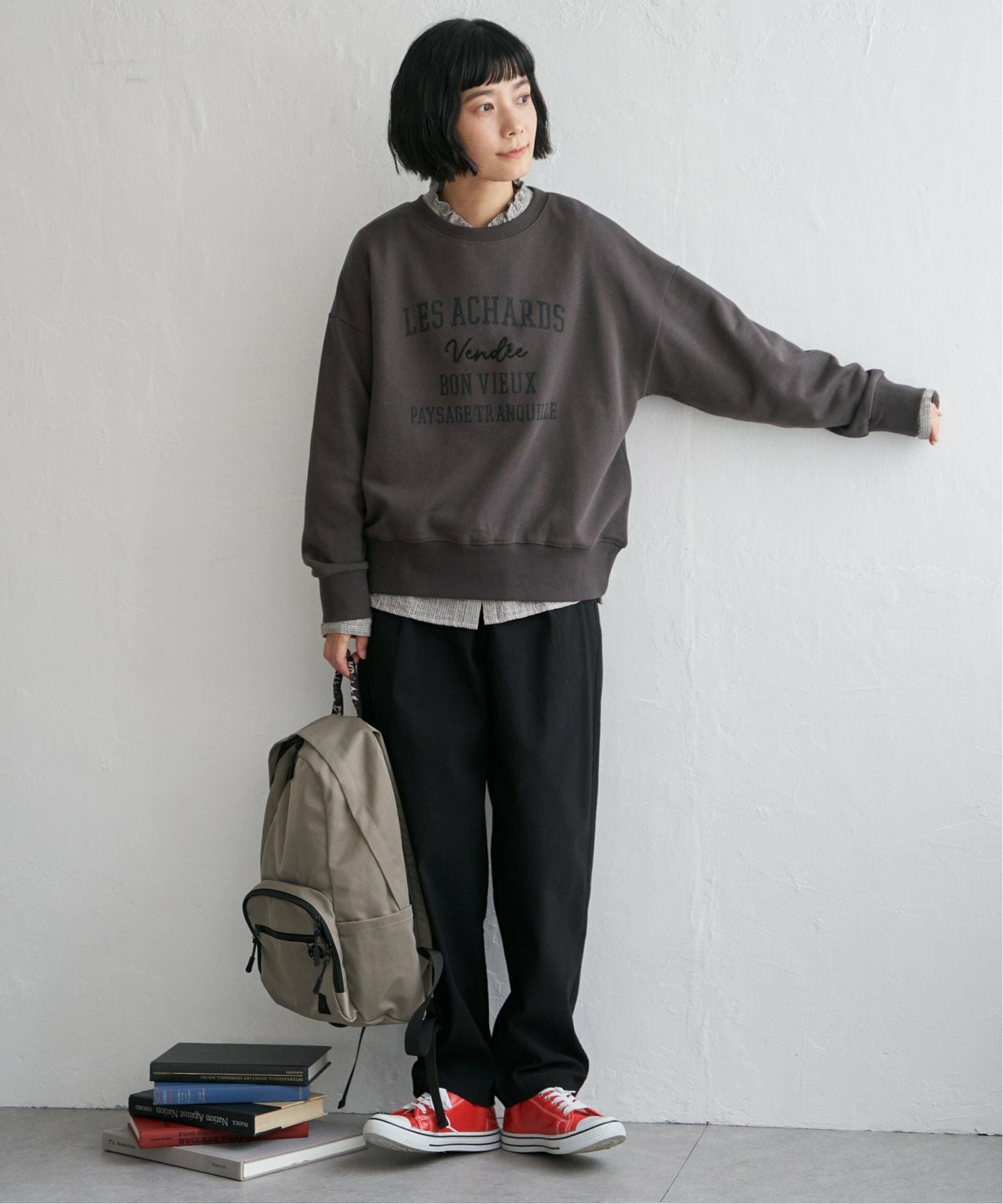 インフルエンサー着用】チェーンステッチ刺繍ロゴ裏毛プルオーバー,LBC