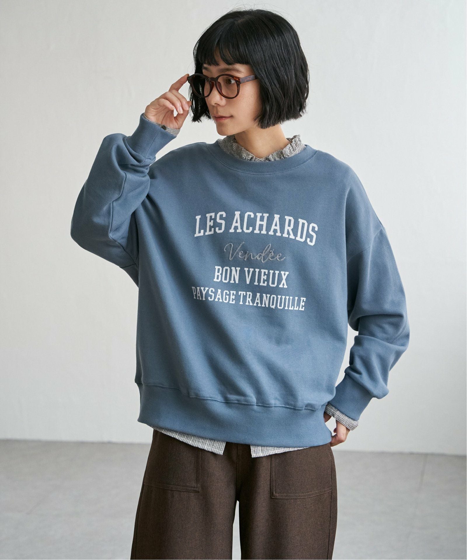 インフルエンサー着用】チェーンステッチ刺繍ロゴ裏毛プルオーバー,LBC