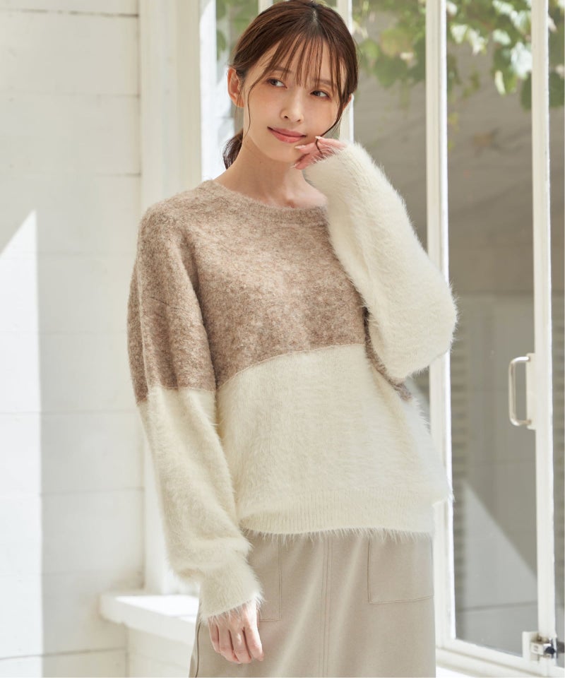 ベージュ