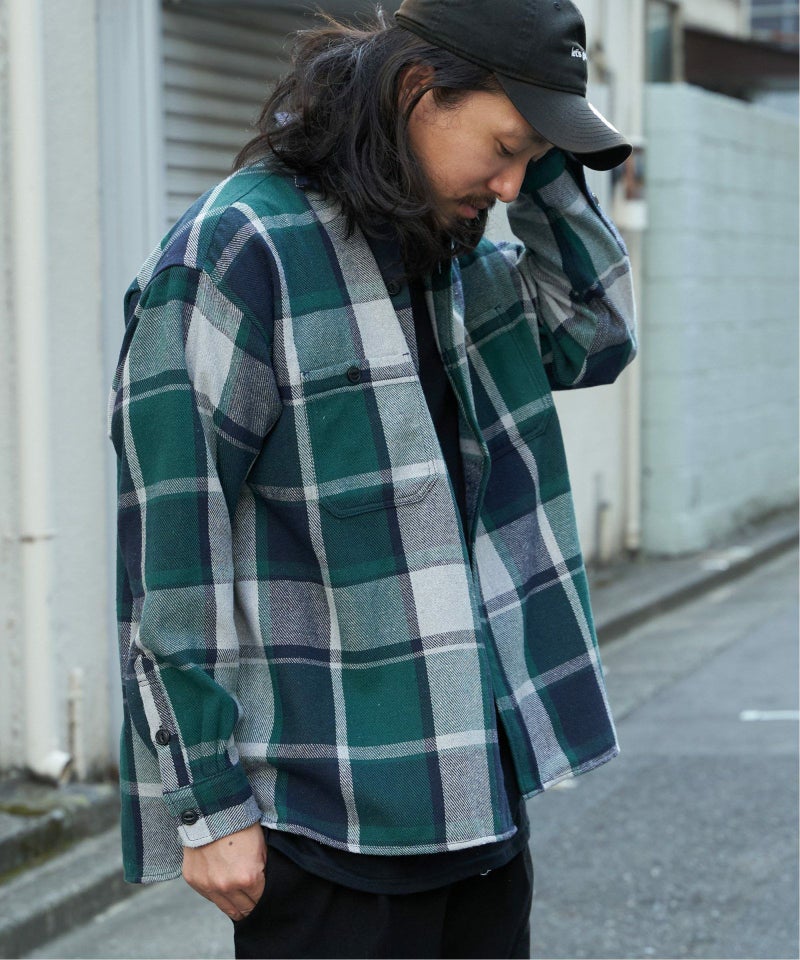 グリーン