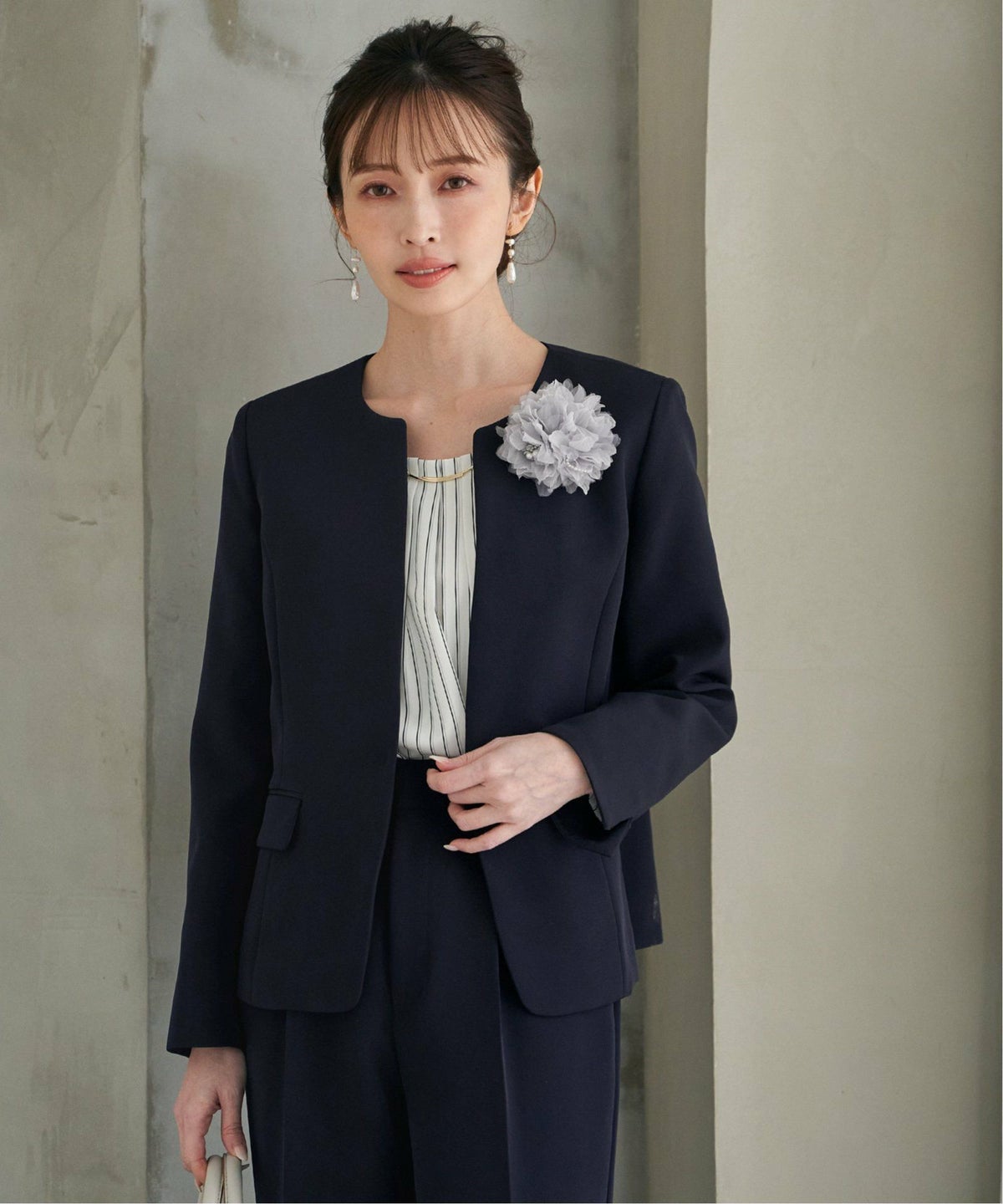 ネイビーブルー