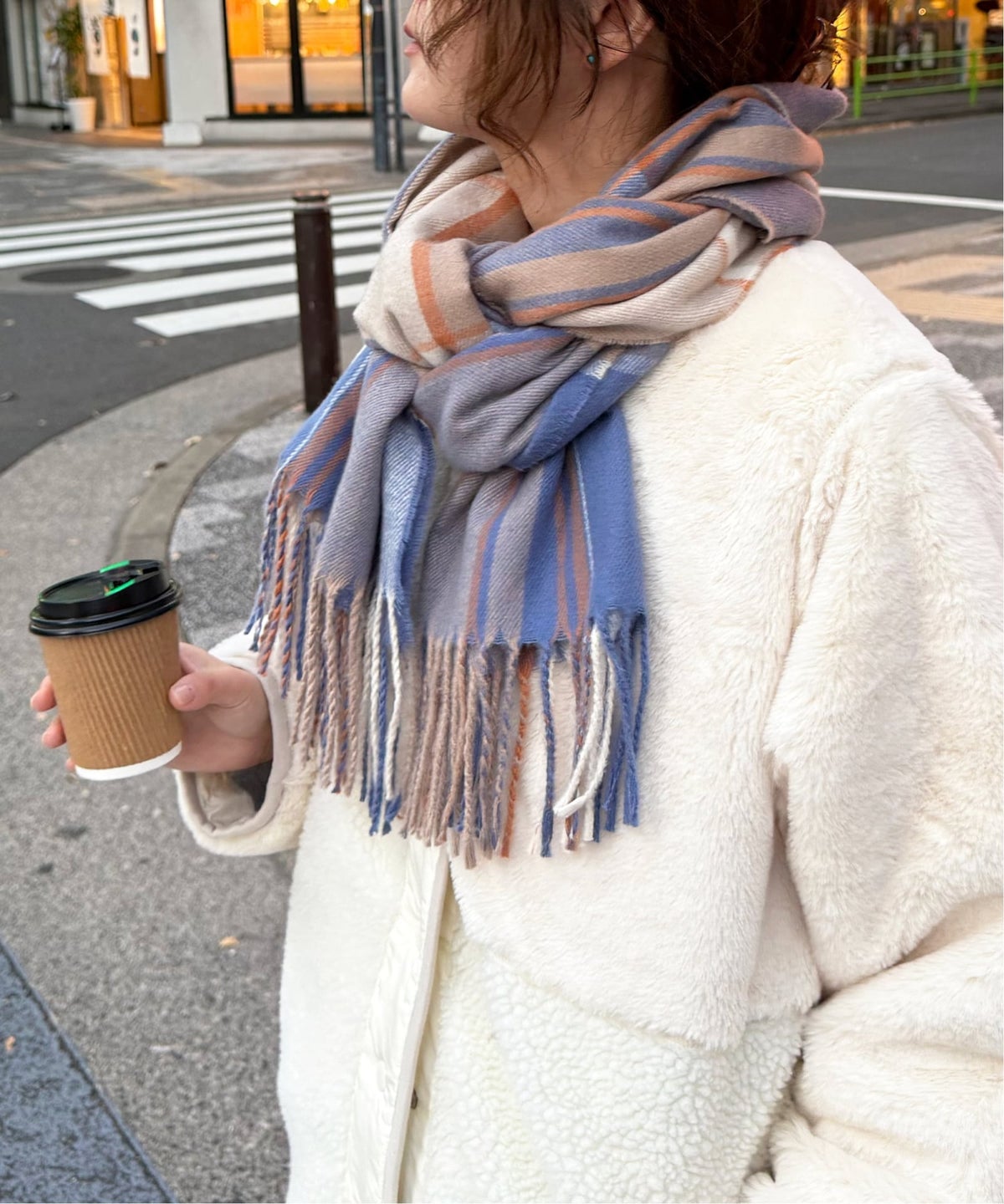 サックスブルー