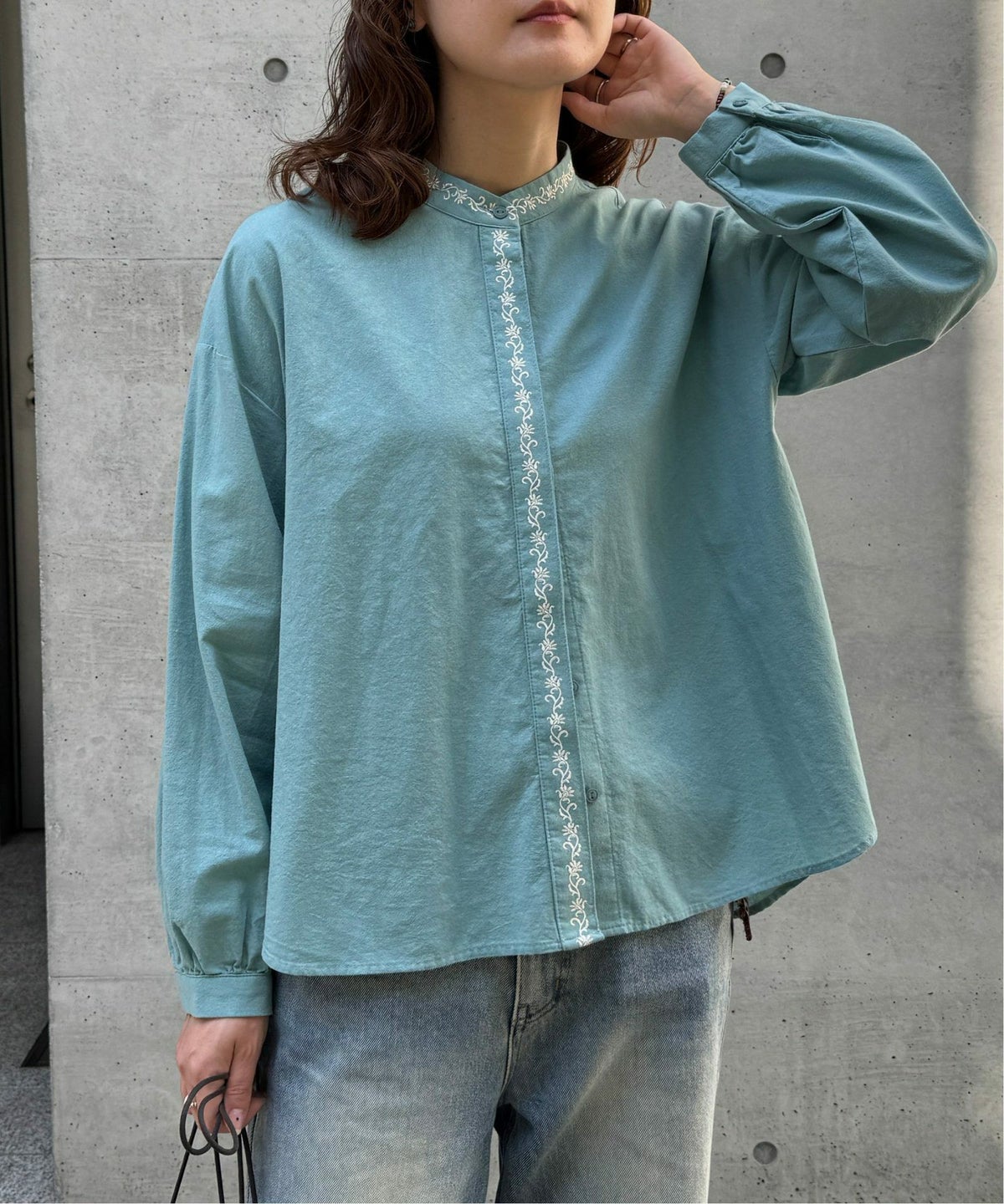 ミントグリーン