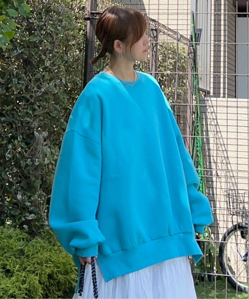ライトブルー
