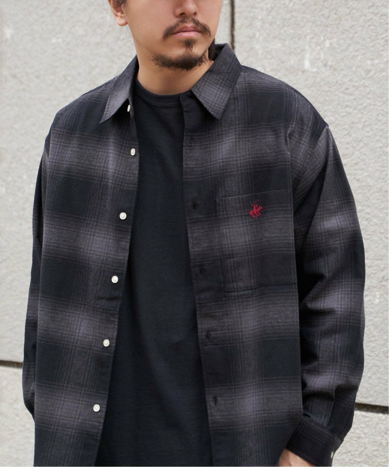 ブラック