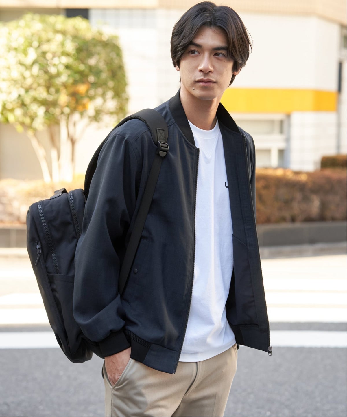 ネイビーブルー