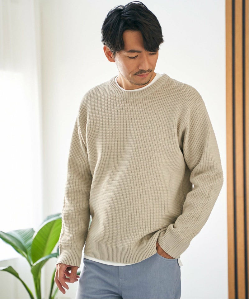 ベージュ