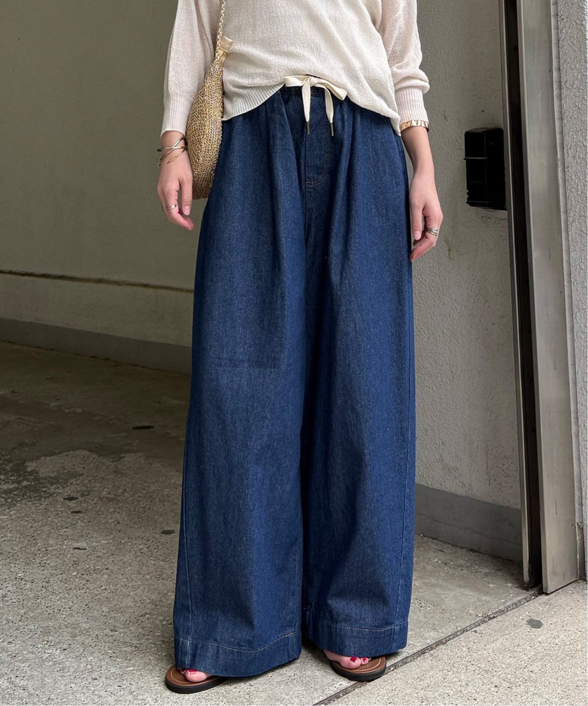 ネイビーブルー