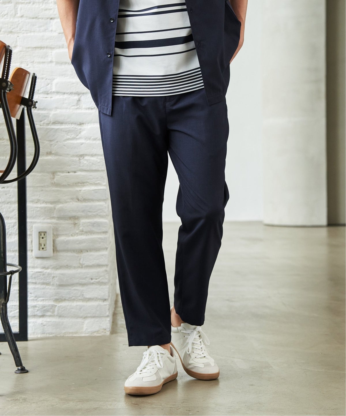 ネイビーブルー