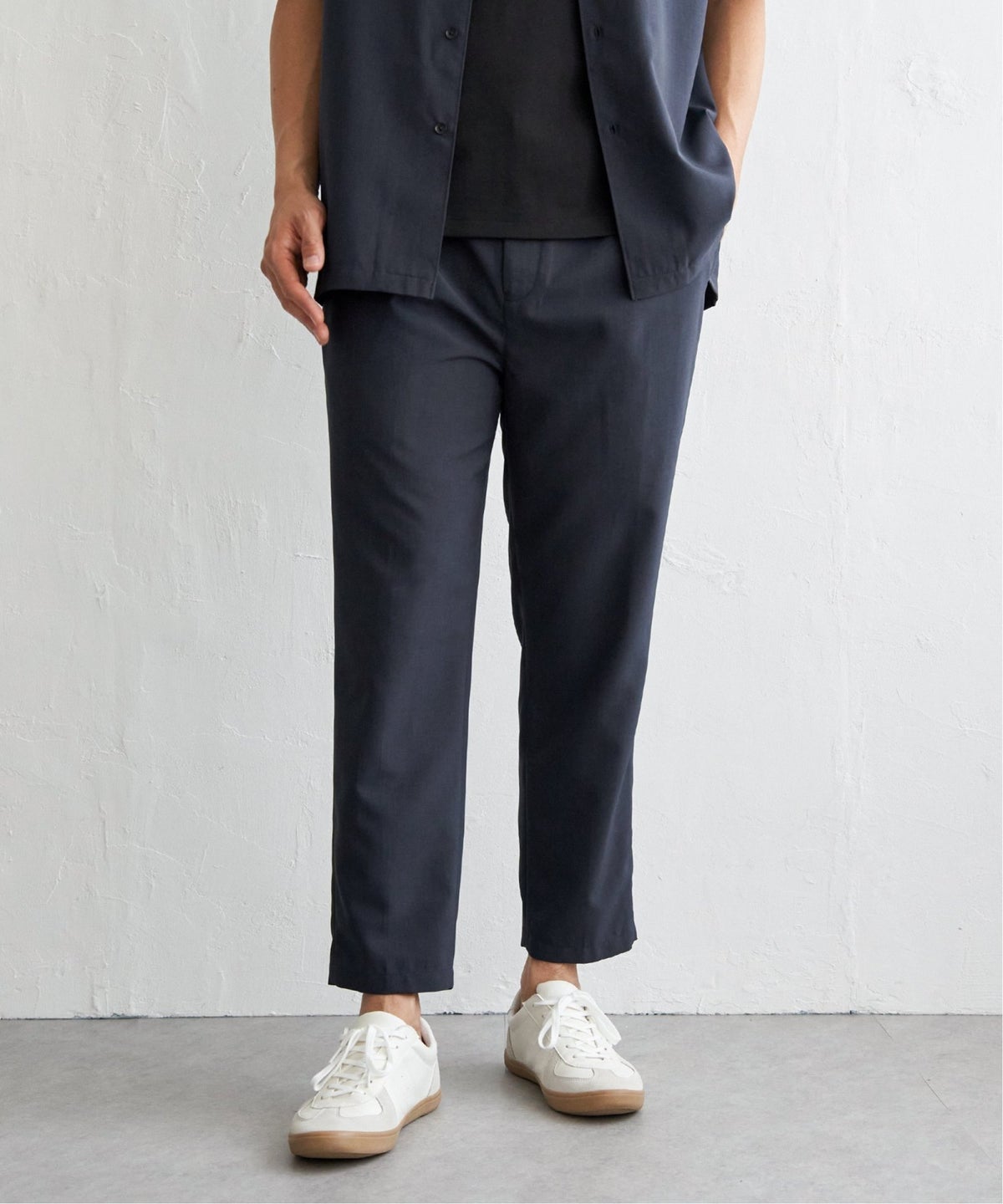 ネイビーブルー