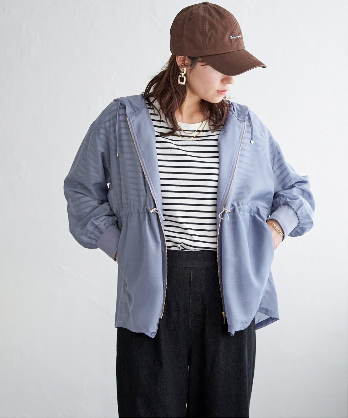 サックスブルー